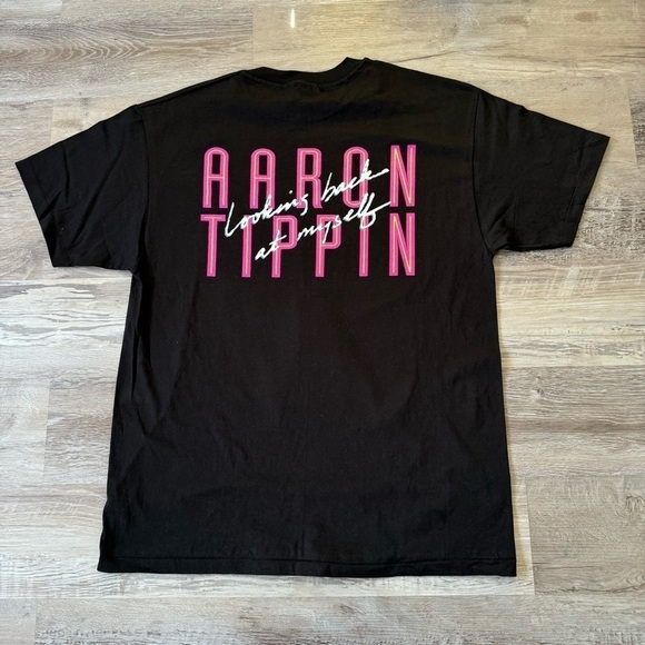1990s Aaron Tippin black and pink t-shirt #streetwear country western fits L - Picture 2 of 6